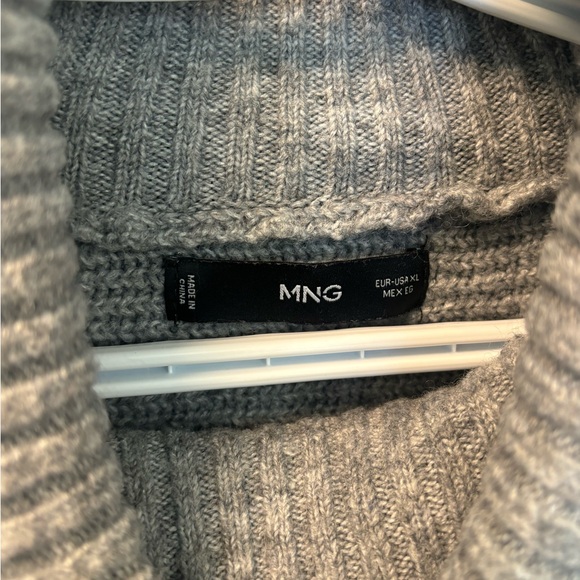 2 for $60 Mango Turtle Neck Sweater Gray Size XL - Picture 6 of 11